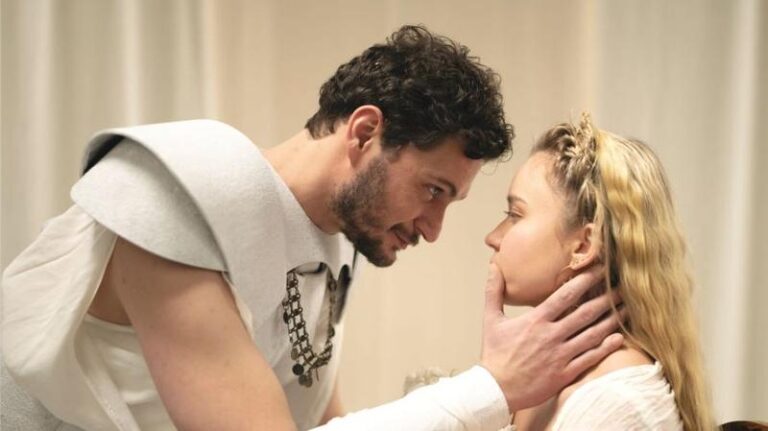 Ile stron liczy „Król Edyp”? Odkryj tajemnice tej ponadczasowej tragedii