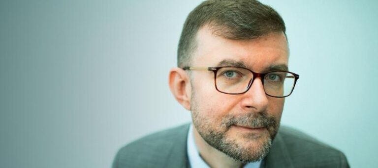 Odkrywamy najlepszą książkę Dukaja: arcydzieło polskiej literatury fantasy