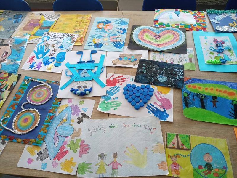 Odkryj świat autyzmu: książka, która zmienia perspektywę