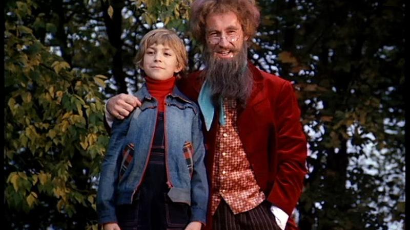 Analiza struktury Akademii pana Kleksa