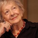 Odkryj inne książki Wisławy Szymborskiej pełne poezji i głębokich myśli