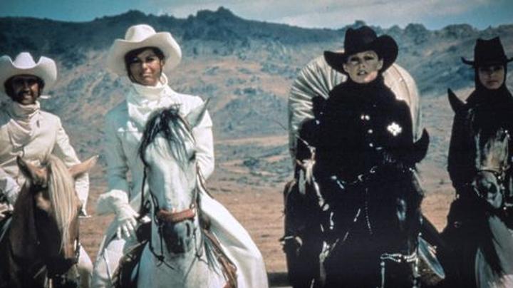 Odkryj najlepszą książkę o dzikim zachodzie: podróż przez legendy i tajemnice frontieru