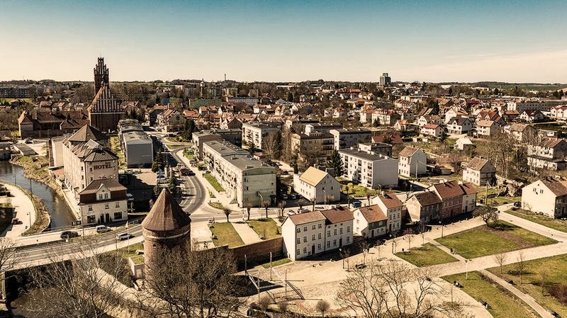 Miasto jako metafora w literaturze – analiza motywów w rozprawce