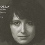 Poranna kawa i wiersze, które rozświetlają poranek